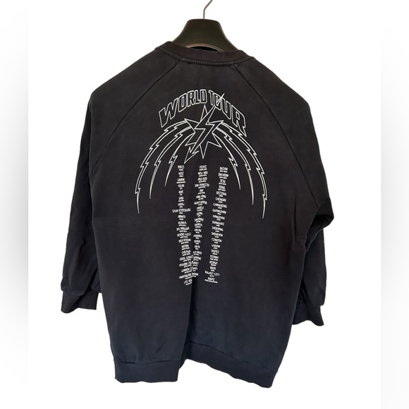 Givenchy World Tour Sweater Size S - Picture 2 of 10
